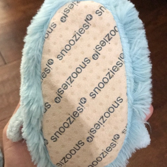 Adorable toddler goat slippers 6-12mos - Picture 2 of 2